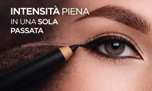 Matita occhi marrone: intensità piena in una sola passata, perfetta per uno sguardo magnetico.