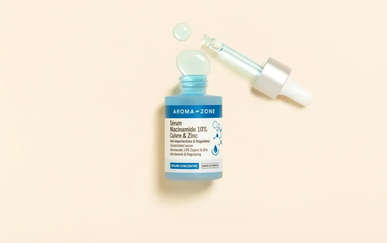Siero Aroma-Zone Niacinamide 10% Rame & Zinco: scopri a cosa serve per pelle con imperfezioni e sebo in eccesso.